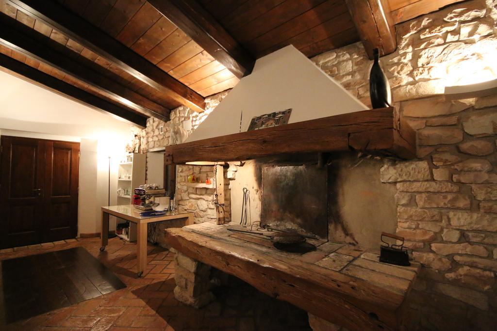 Agriturismo Valdifiori Sassoferrato Exteriör bild